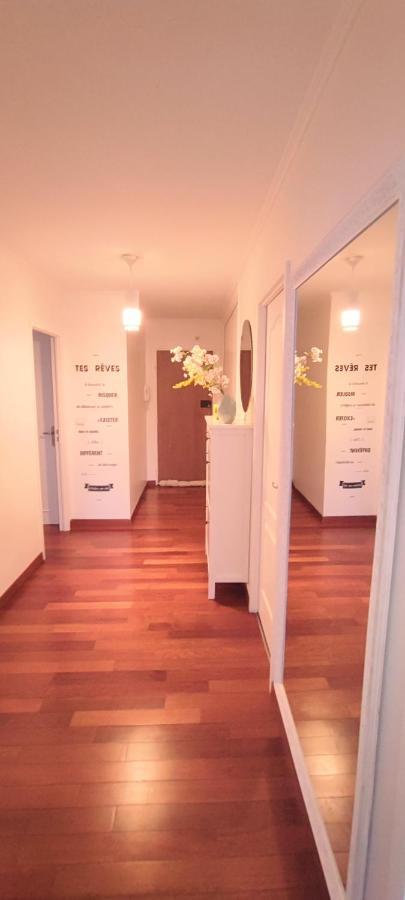 Bel Appartement Entre Disney Land Et Paris Chelles  Εξωτερικό φωτογραφία